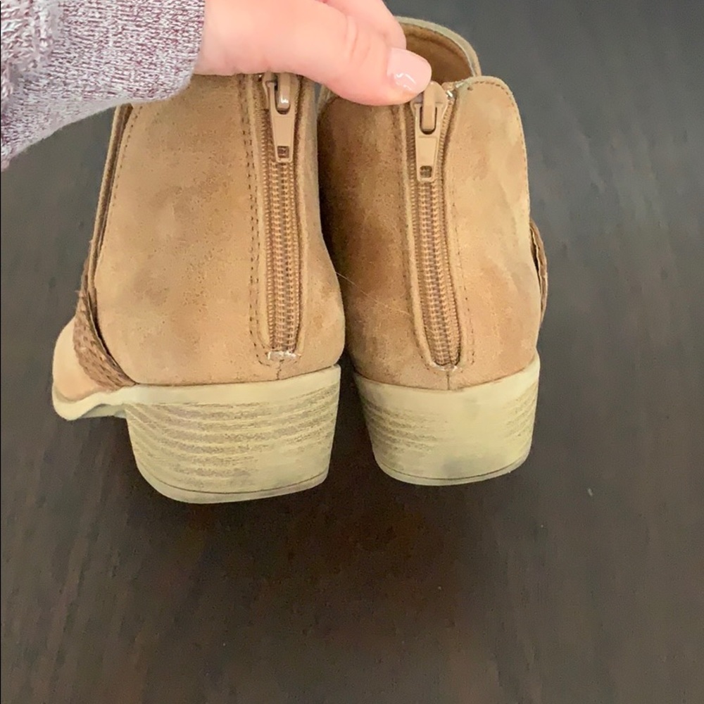Braided Booties - Picture 3 of 3